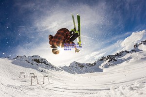 费内巴切豪掷千金，名记曝全力追逐坎特打造黄金中场